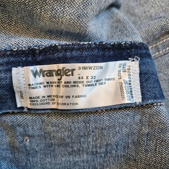 Wrangler Cowboy Cut Relaxed Fit Men’s Jeans 44×32 Lot of 2 Medium Wash Western - Picture 4 of 11